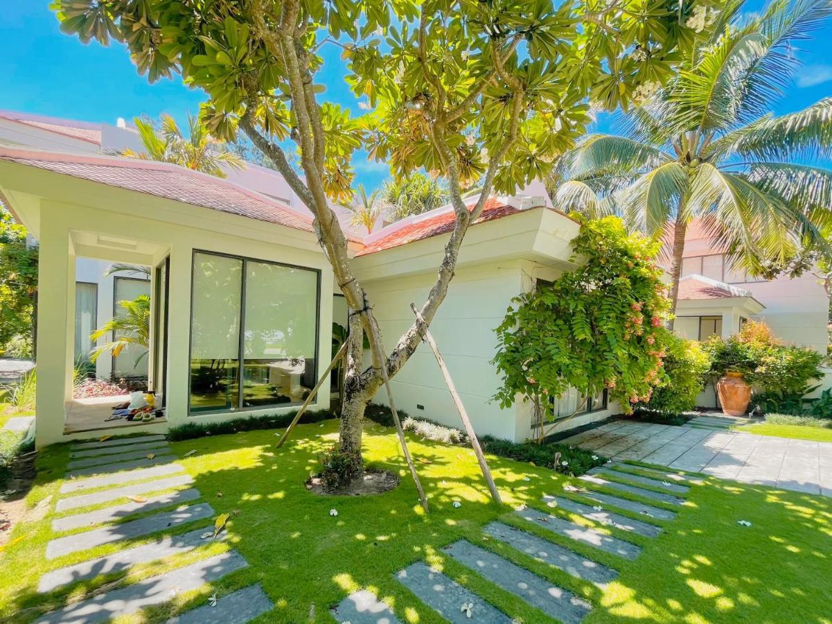 Luxury Pool Villa Close To The Private Beach Da Nang Bagian luar foto