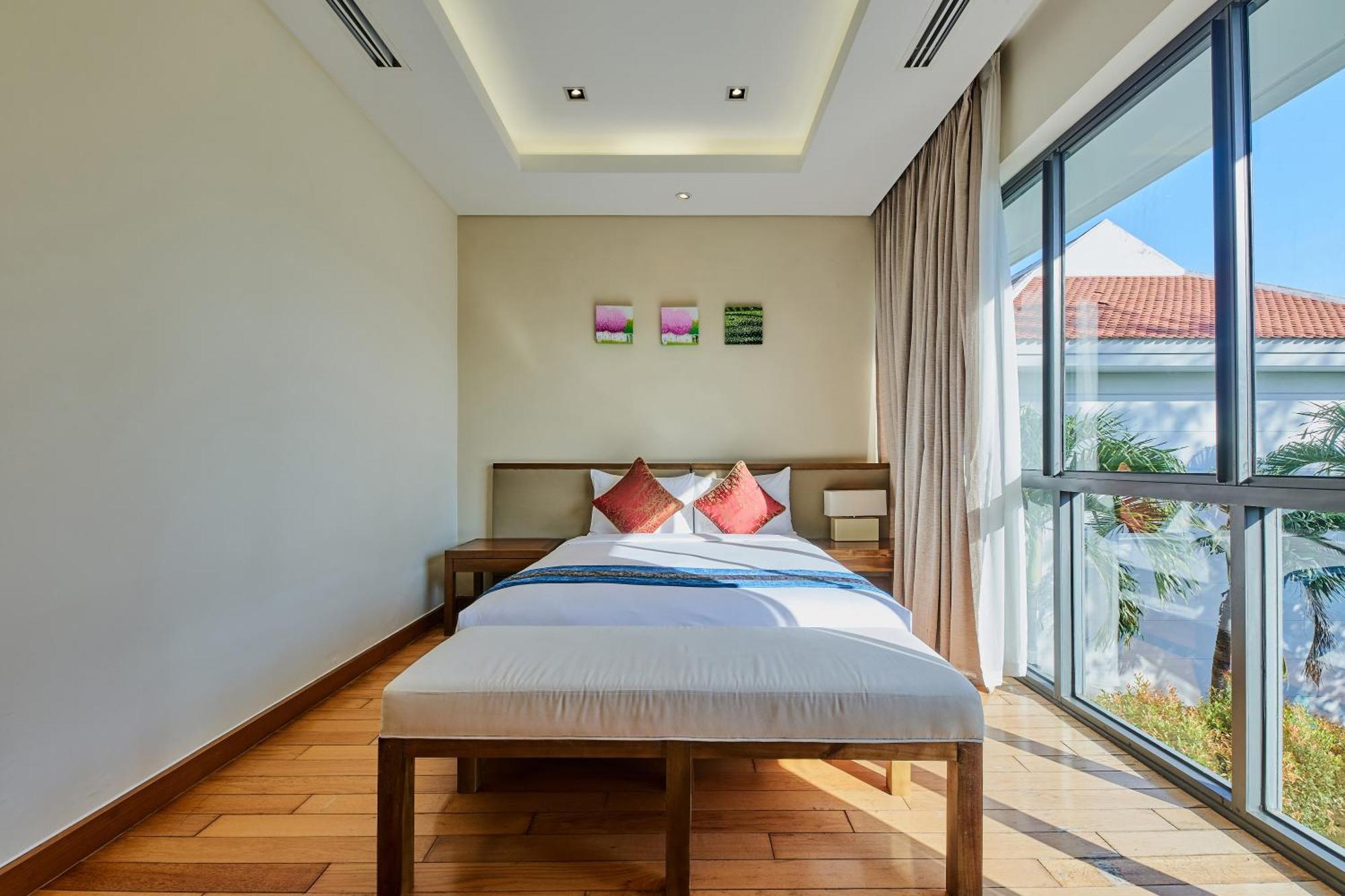 Luxury Pool Villa Close To The Private Beach Da Nang Bagian luar foto