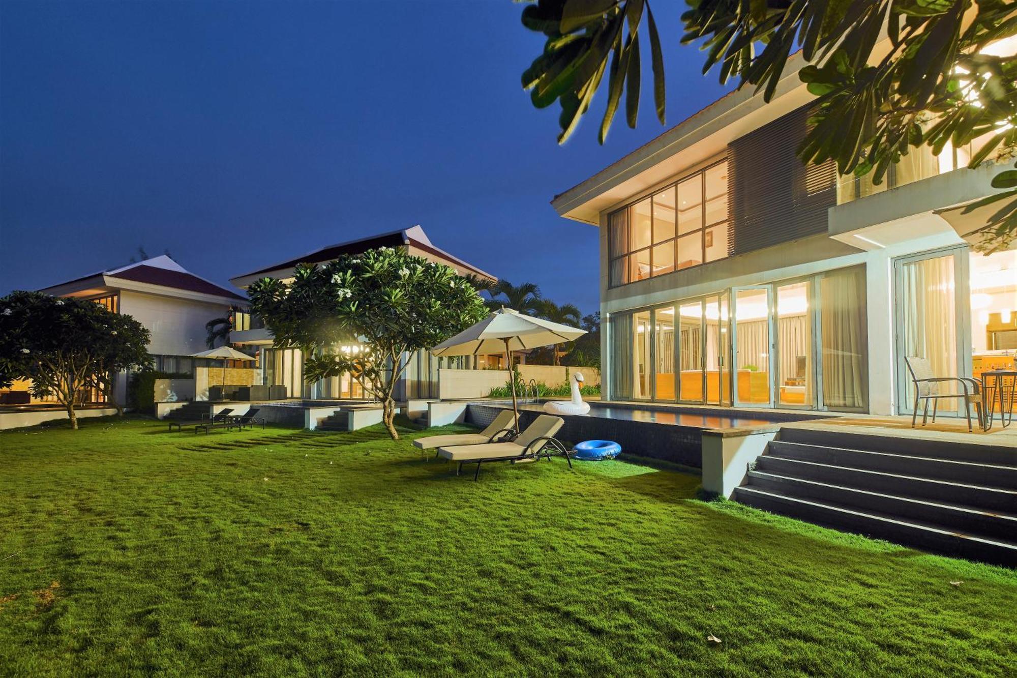 Luxury Pool Villa Close To The Private Beach Da Nang Bagian luar foto