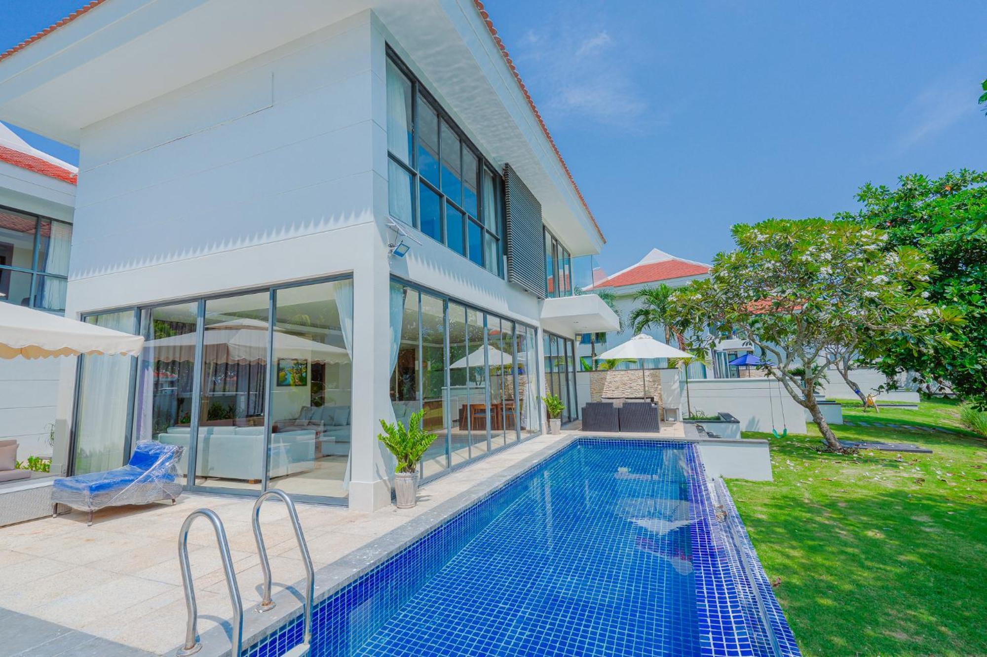 Luxury Pool Villa Close To The Private Beach Da Nang Bagian luar foto