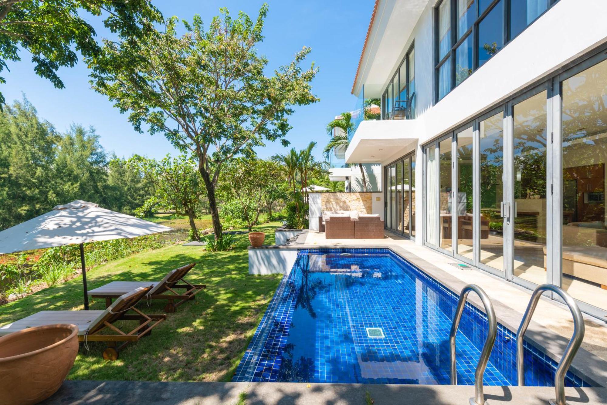 Luxury Pool Villa Close To The Private Beach Da Nang Bagian luar foto
